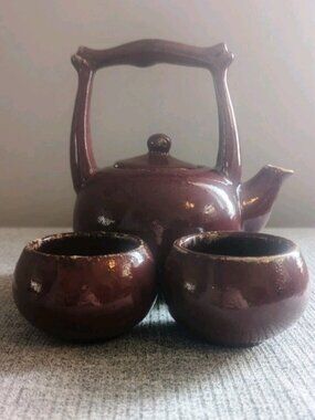 Salt Glazed Red Handled Ceramic Teapot with Two Cups, Signed, EUC